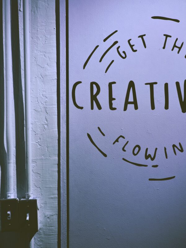 sign that says "get the creativity flowing"